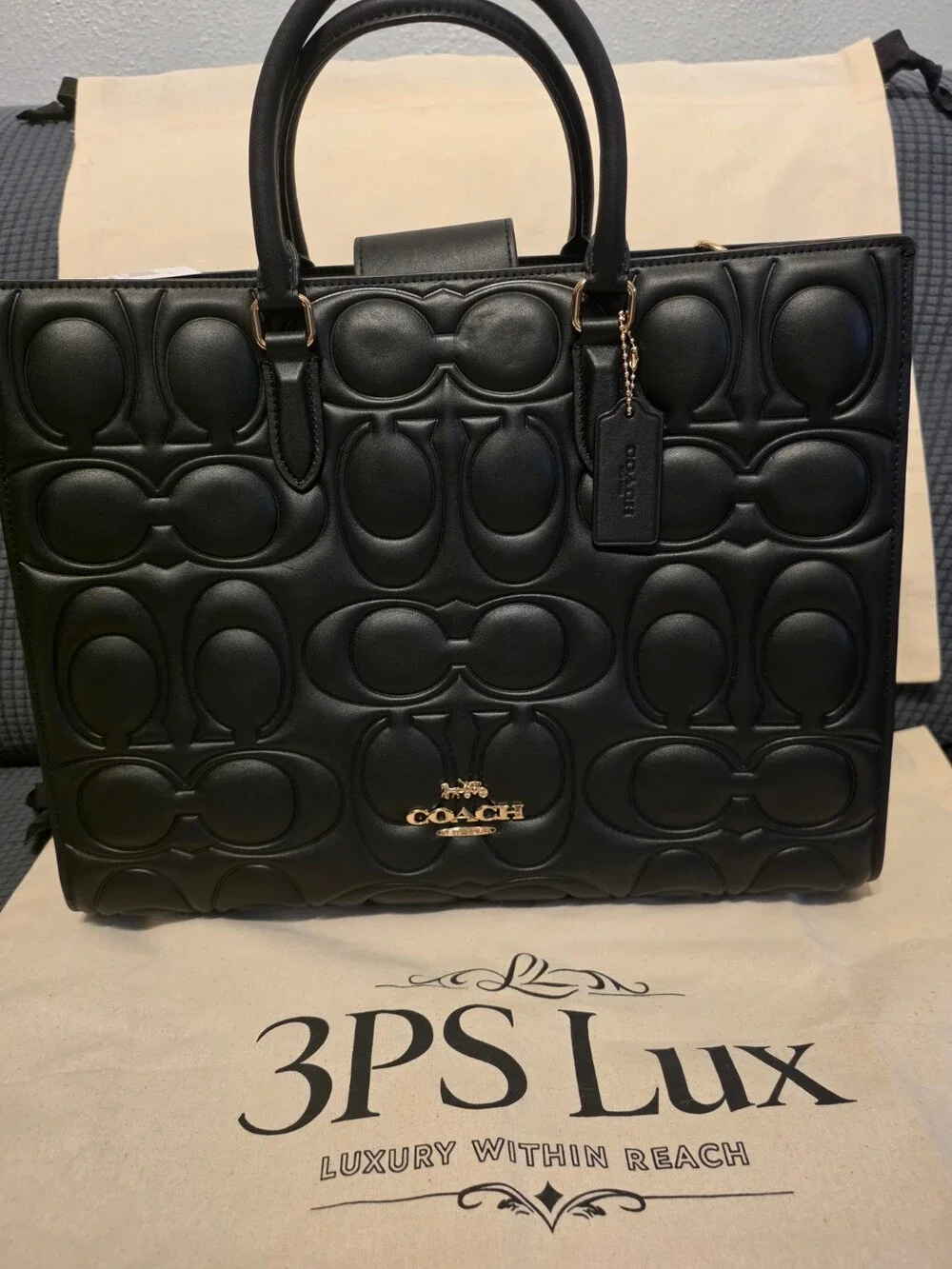 Coach Maggie Tote Bag in Signature Leather - Black NWT